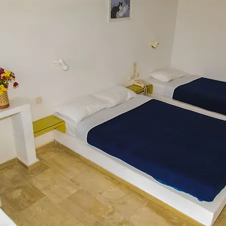 Bay Hotel 2*